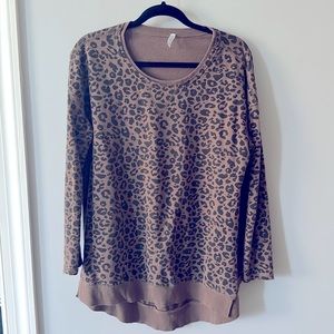 Z Supply crewneck leopard sweatshirt